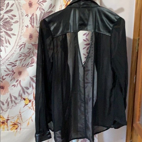 Top! - Picture 5 of 5